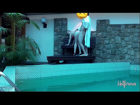 ❤️ Chefe convida criada para a piscina, mas não conseguiu resistir a um Sexo superior em nós pt.full-porner-com.ru ️❤